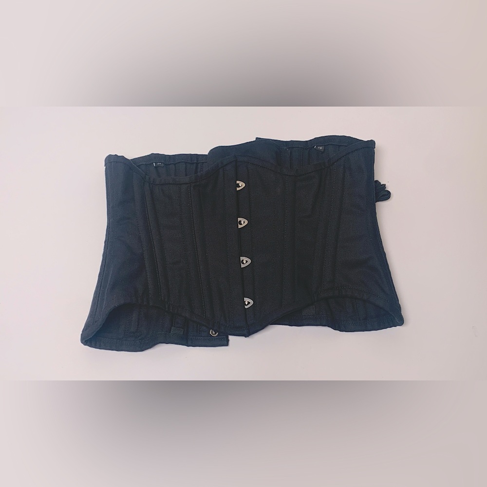 26in Steel boned Waspie corset